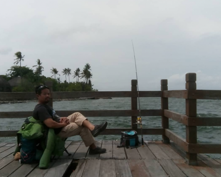 4 Hal yang Harus Disiapkan Sebelum Mancing di Pantai Ancol