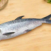 Memancing ikan bandeng sekaligus memasaknya.